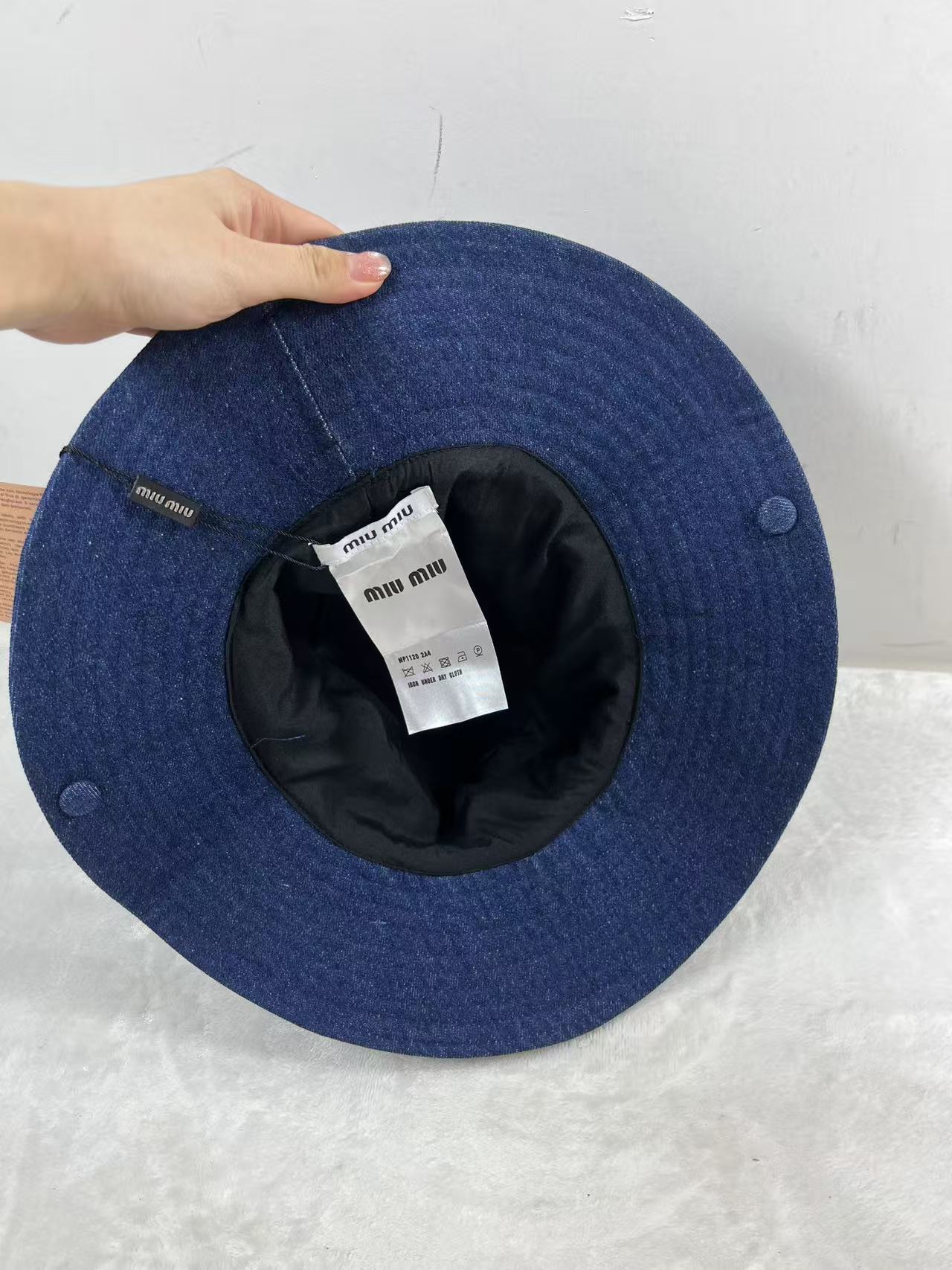 product-thumbnail