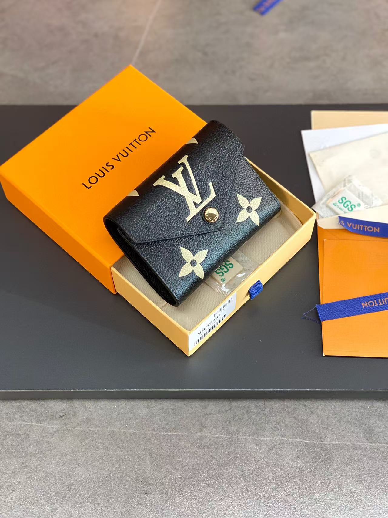 LV Wallet Balck Monogram Canvas