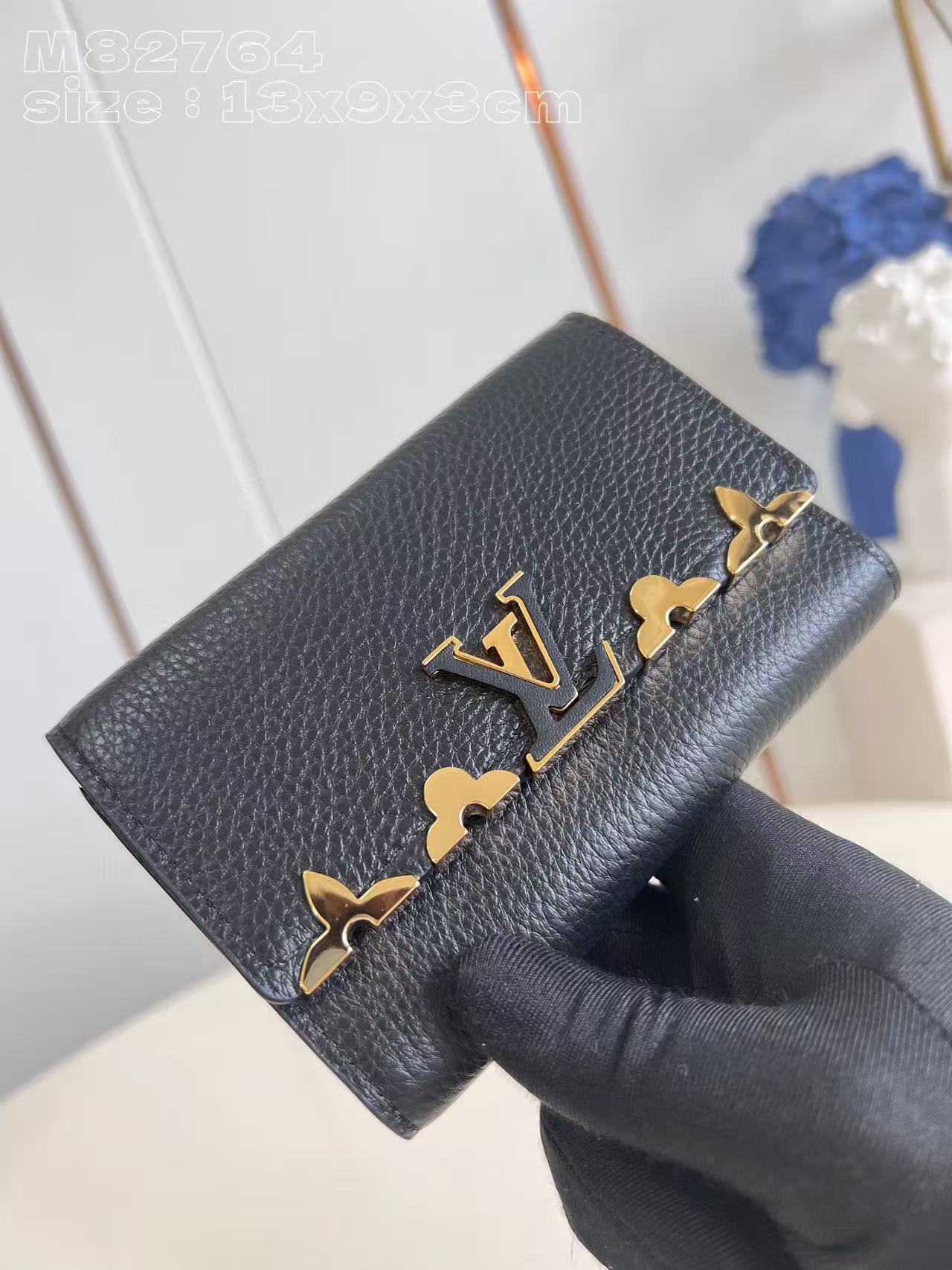 LV Clutch Bag Black