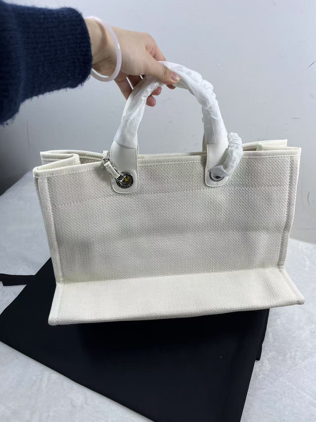 product-thumbnail