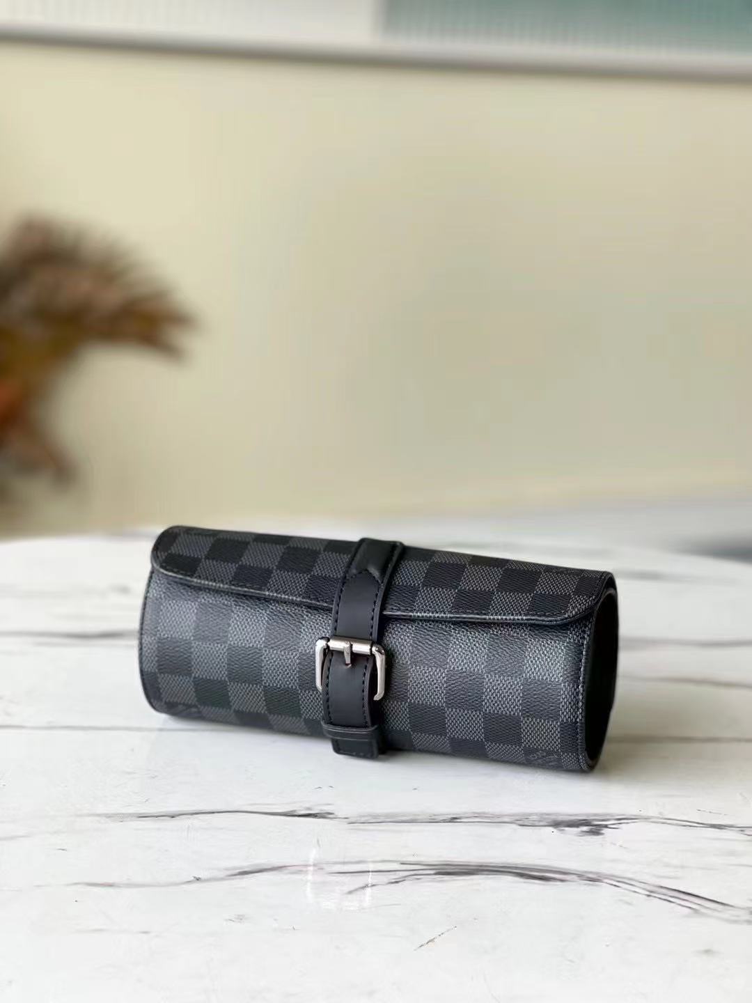 ABF LV 3 WATCH CASE DAMIER GRAPHITE