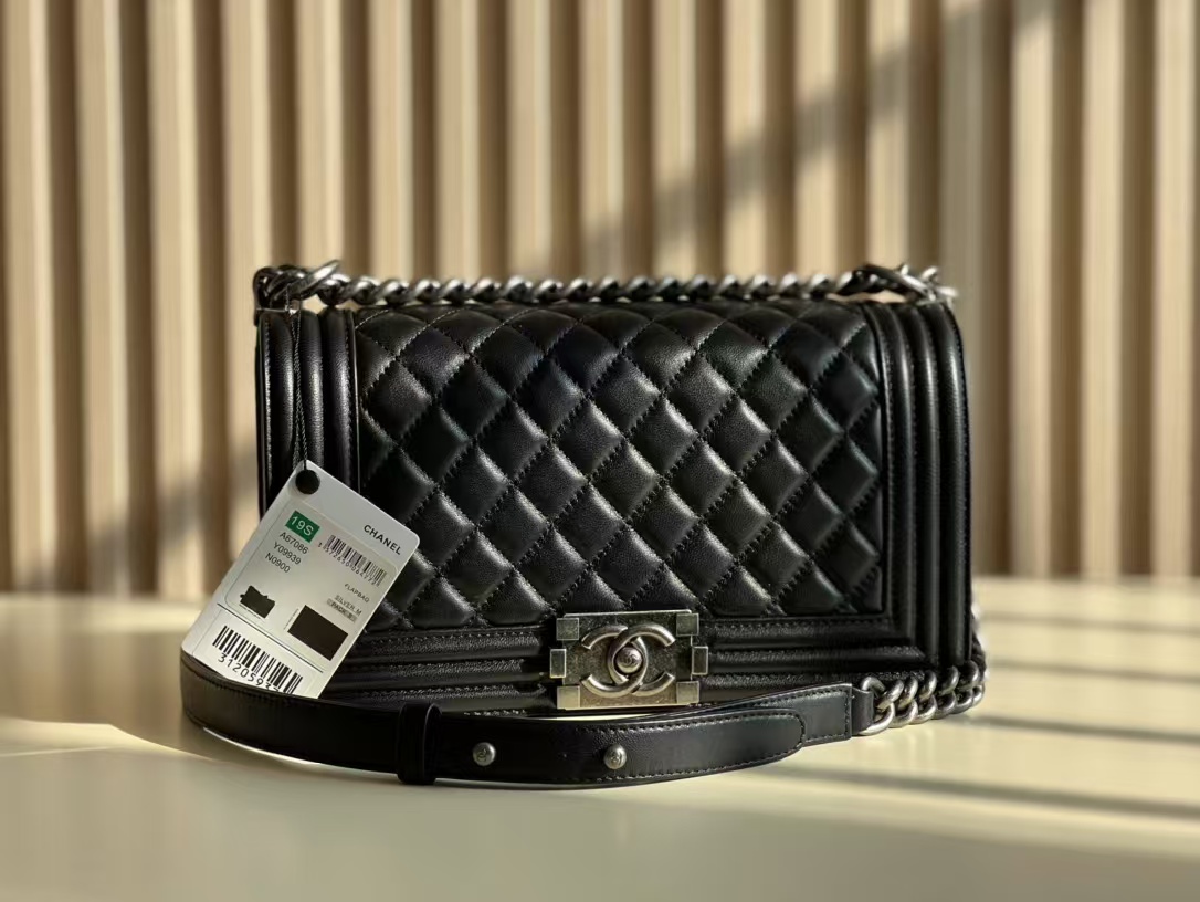 ABF Chanel boy bag Black