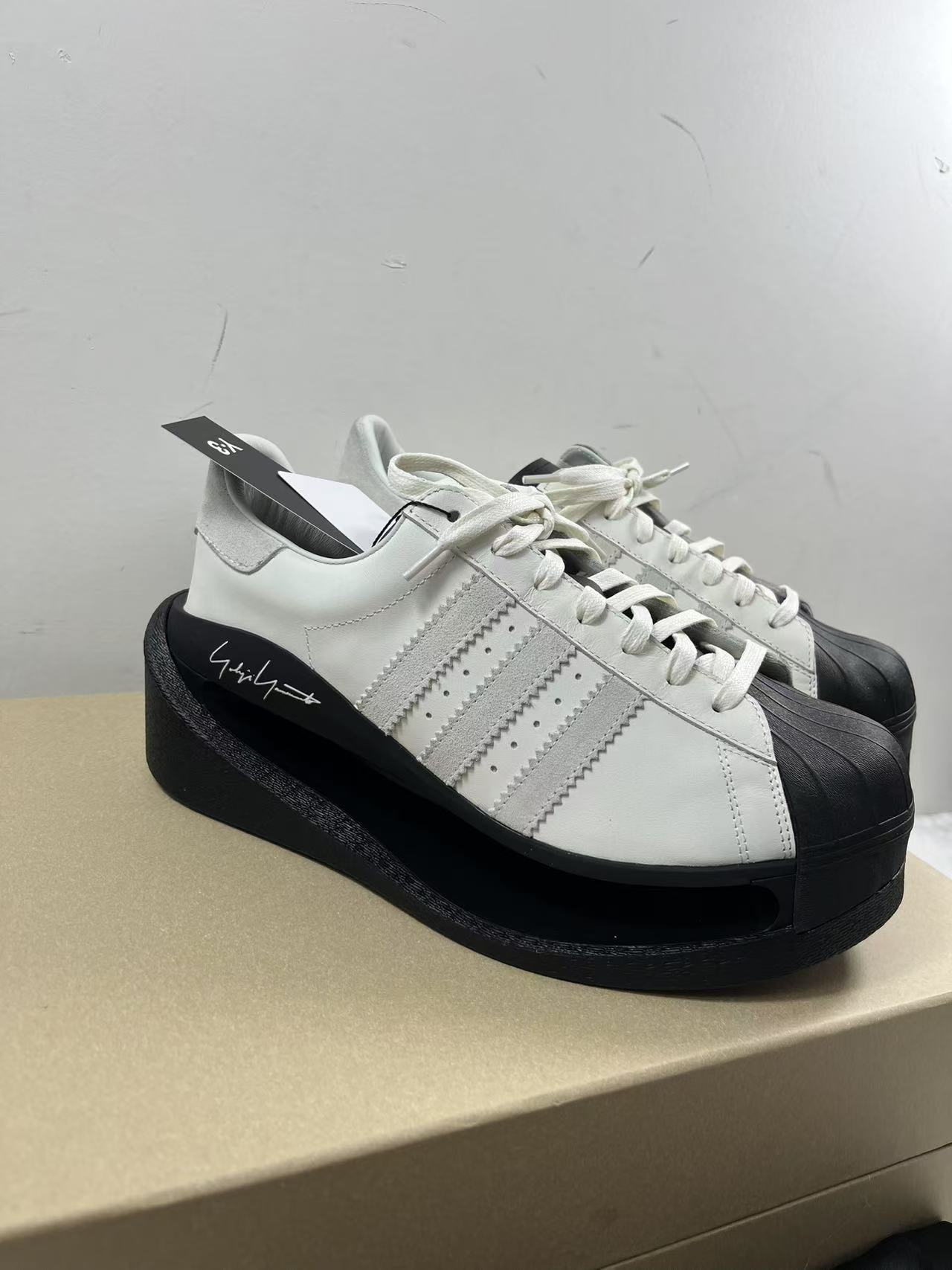 ABQ Y-3 GENDO SUPERSTAR SHOES