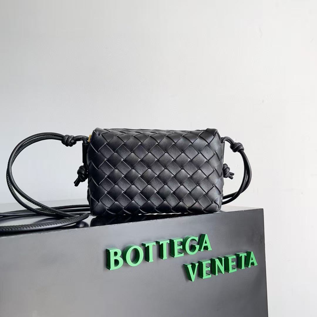 ABF Bottega Veneta Candy Loop Camera Bag in Intrecciato Leather