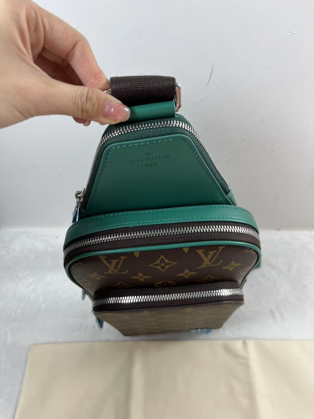 product-thumbnail