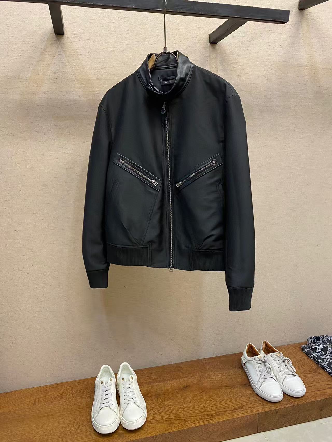 5 May ABF Tom Ford Leather-Trimmed Wool And Silk-Blend Bomber Jacket