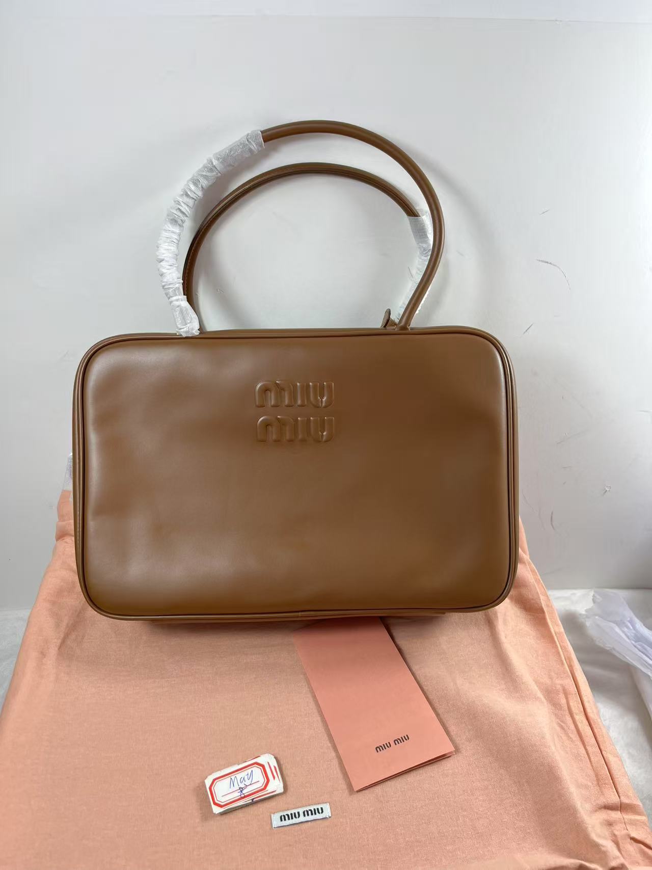 8 May ABQ Miu Miu Leather Beau bag