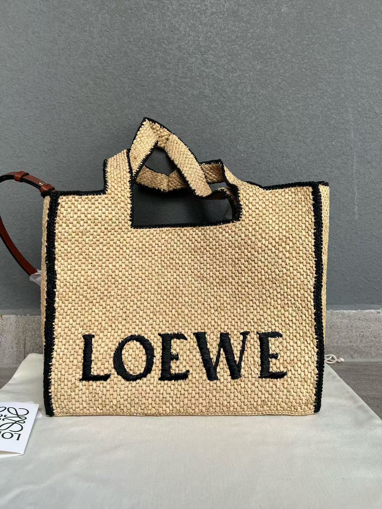 15 May ABF Loewe x Paula's Ibiza Ibiza Beige Women's Raffia Beach Bag