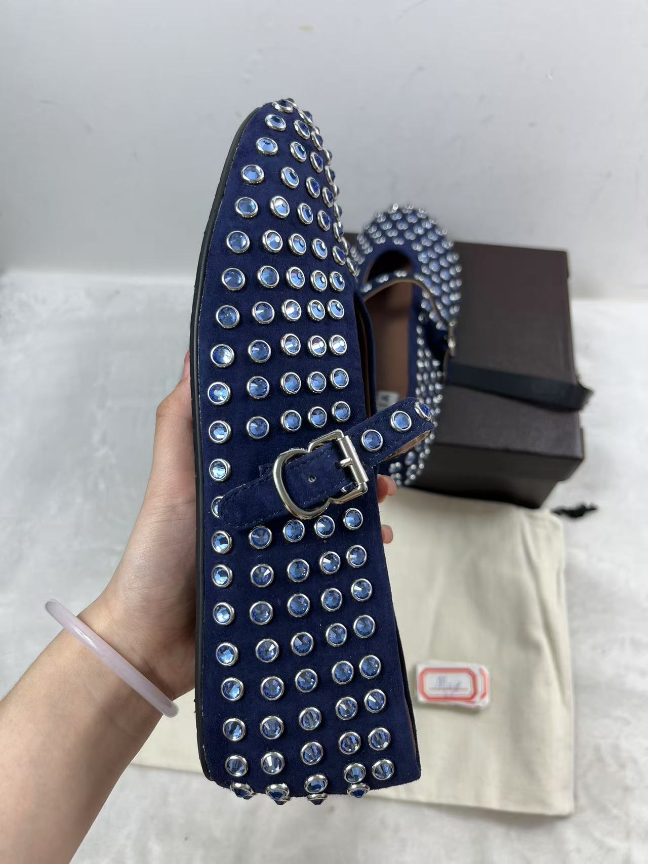 product-thumbnail