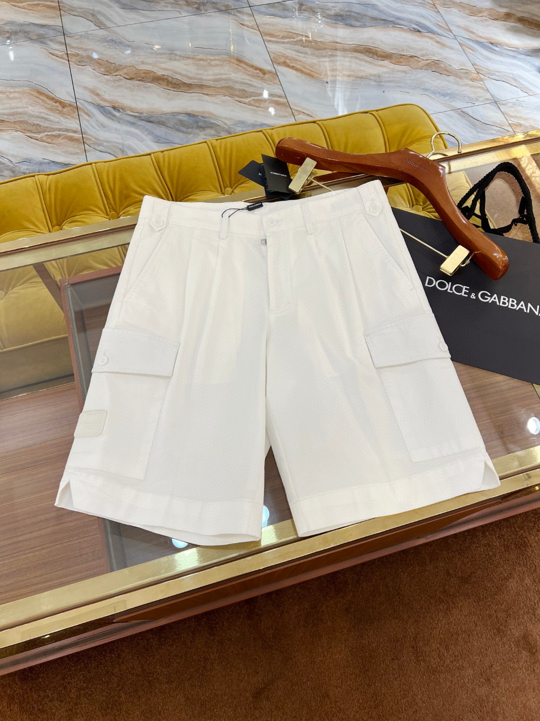 Dolce&Gabbana - White Shorts