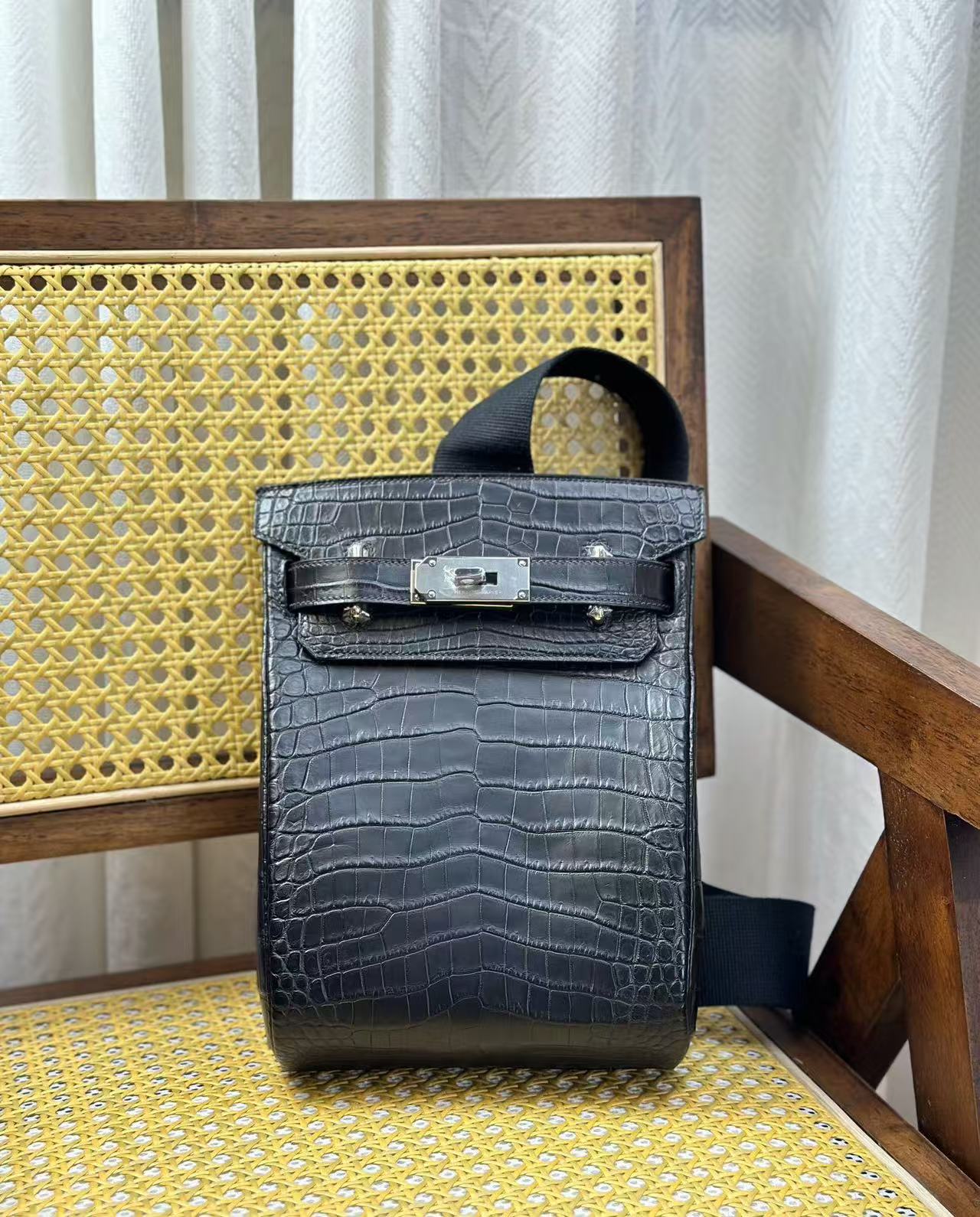 9 Jun ABF Hermes Hac a dos noir matte Croco alligator Phw Stamp