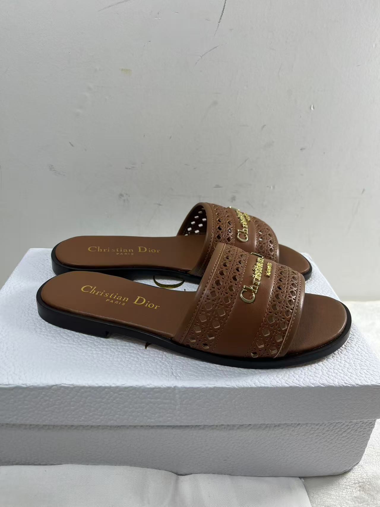 9 Jun ABQ Christian Dior Lane Slide Camel Calfskin with Openwork Microcannage