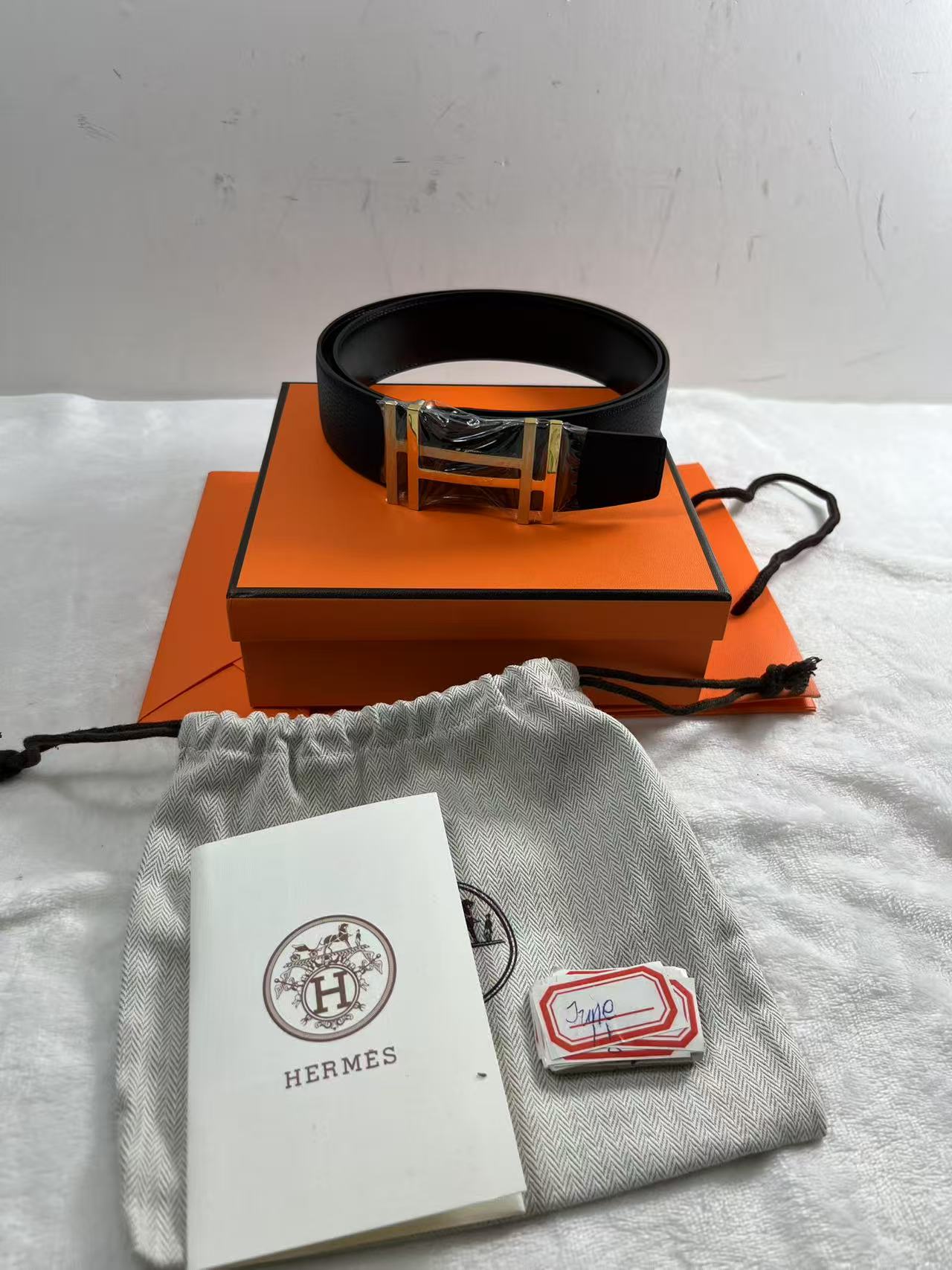 12 June ABQ Hermes Carre belt buckle & Reversible leather strap 32 mm