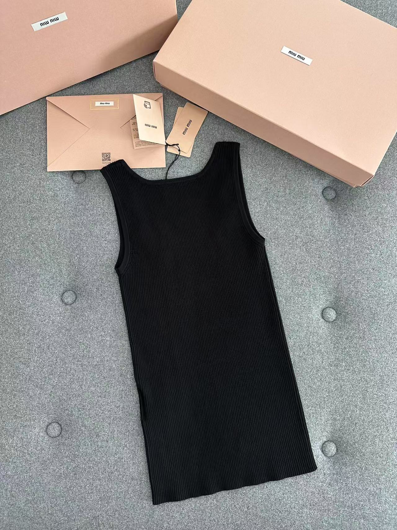 27 June ABF Miu Miu Tops Miumiu Black Womens Vest