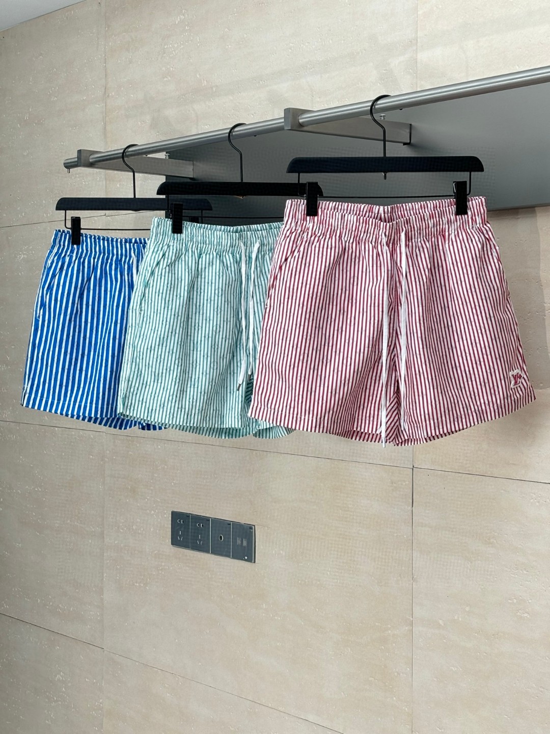 28 June ABF Tommy Hilfiger Light Red Medium Drawstring Swim Shorts