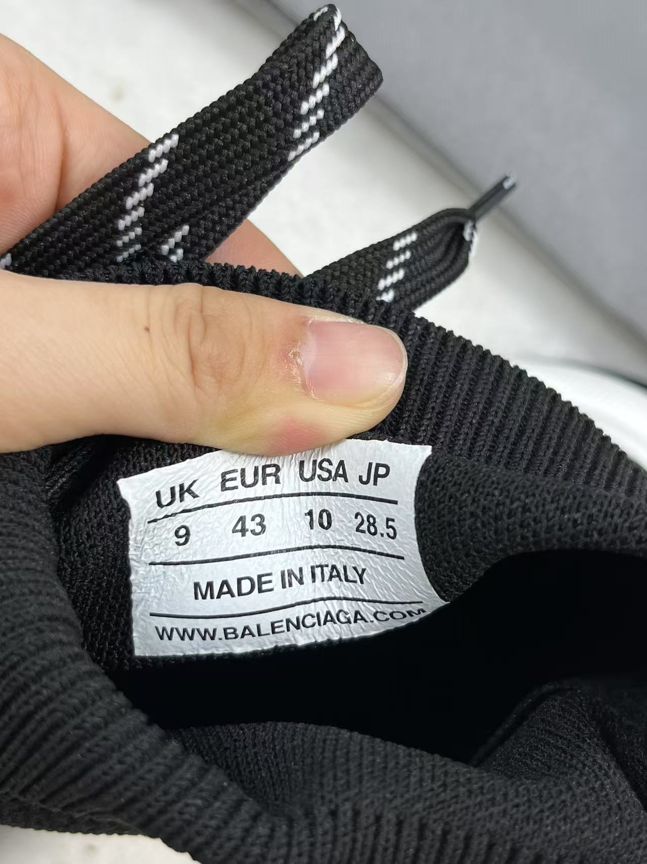 product-thumbnail