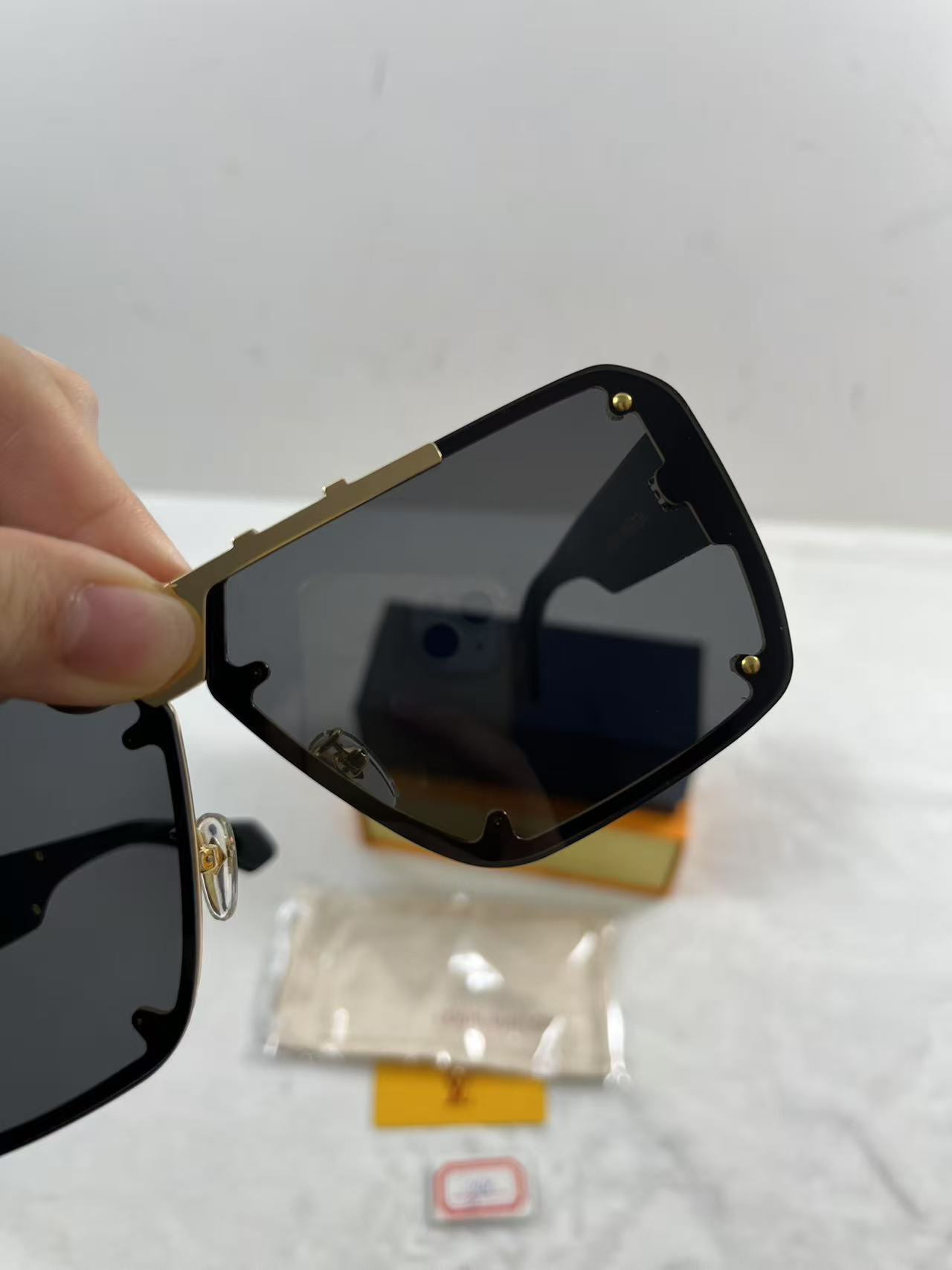 product-thumbnail