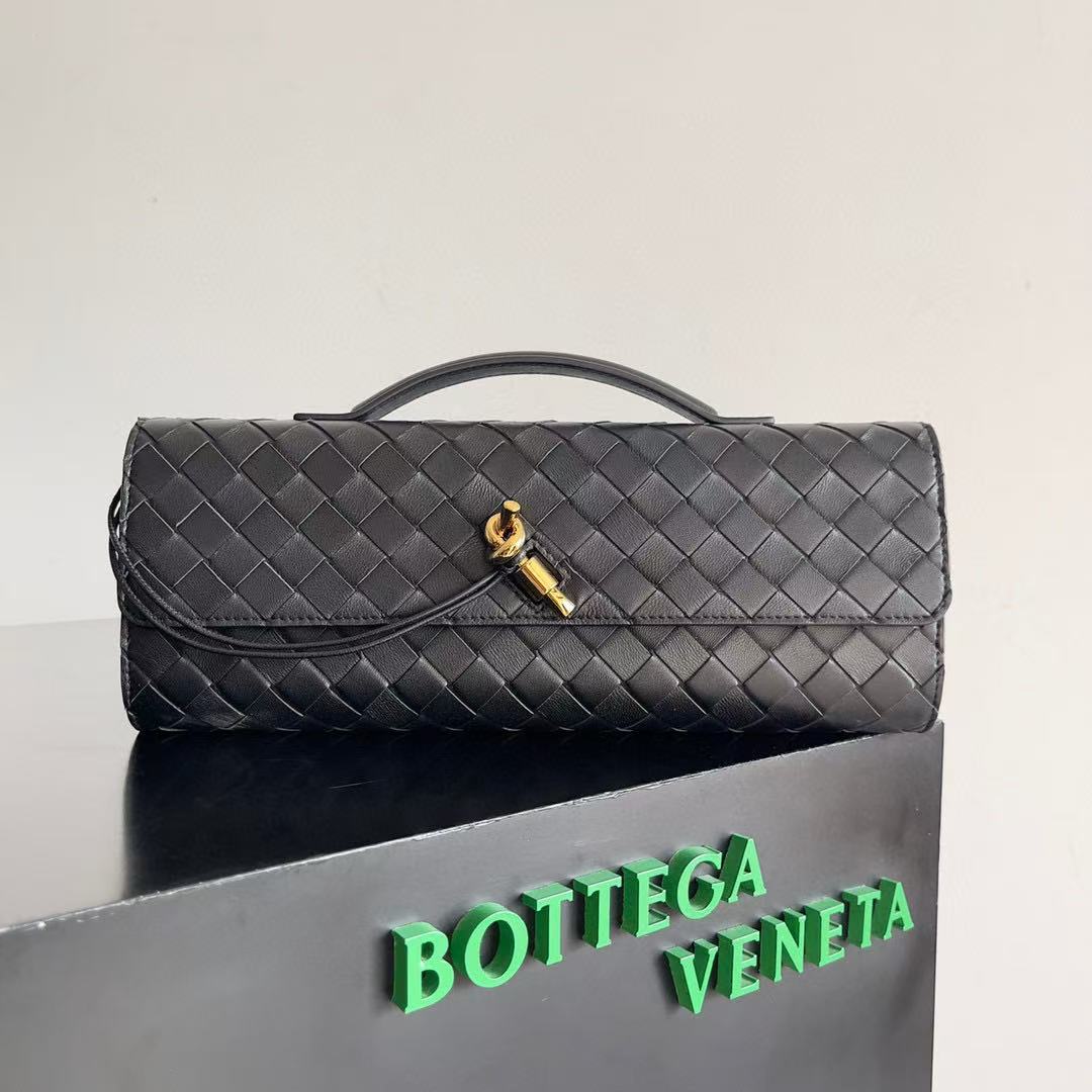 Bottega Veneta Andiamo Long Clutch Black