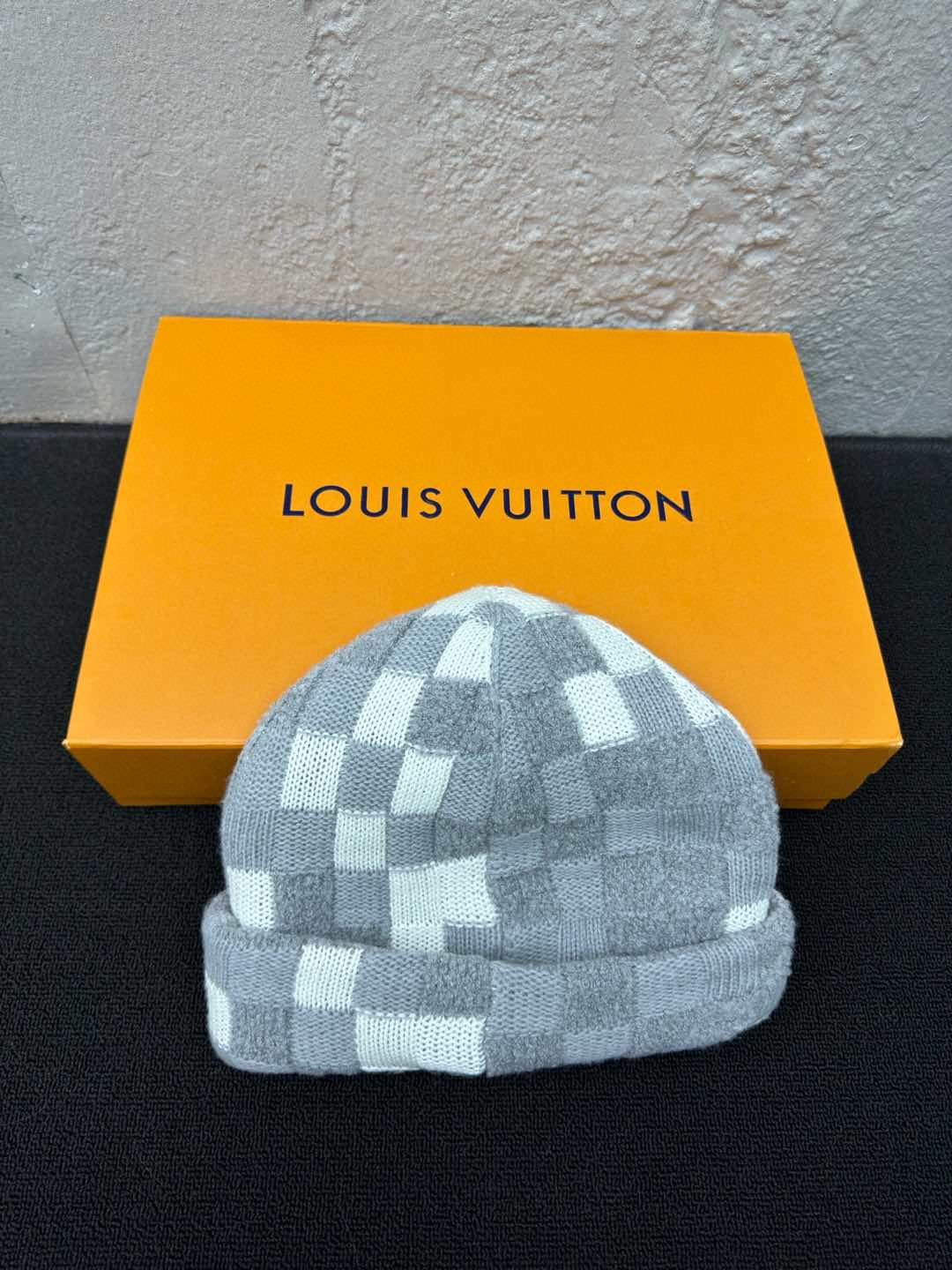 LV Beanie caps all colors