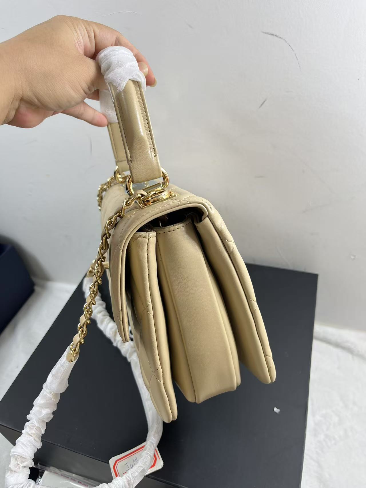 product-thumbnail