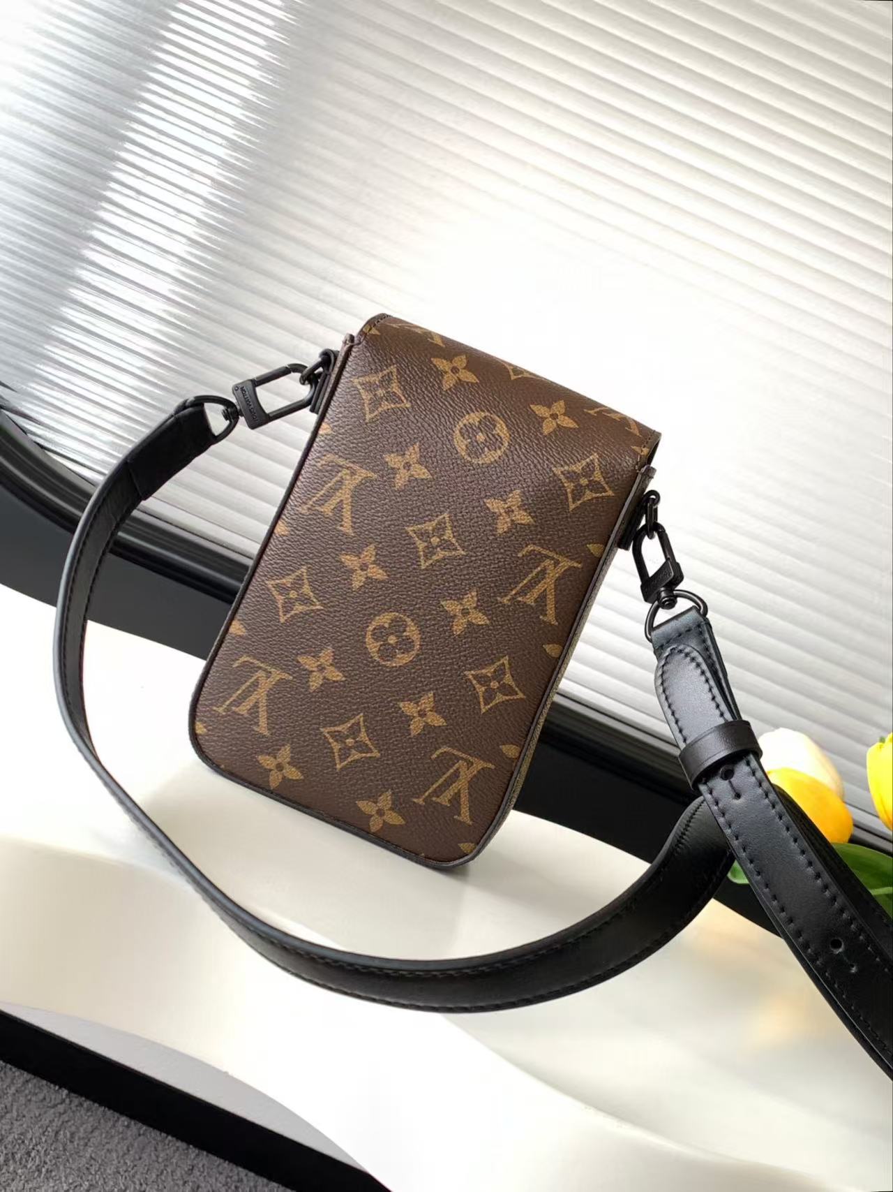 product-thumbnail