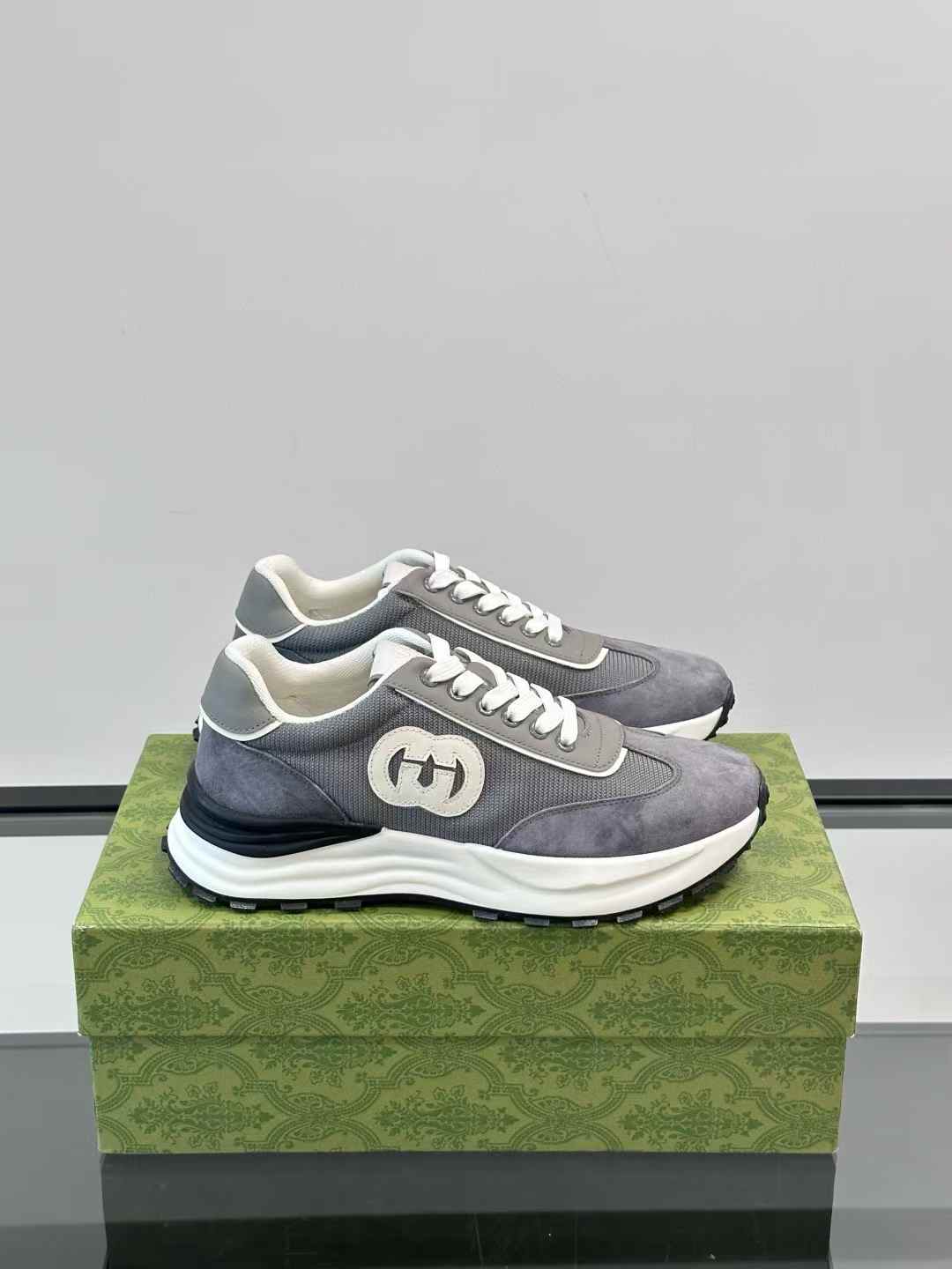 Gucci Shoes Men