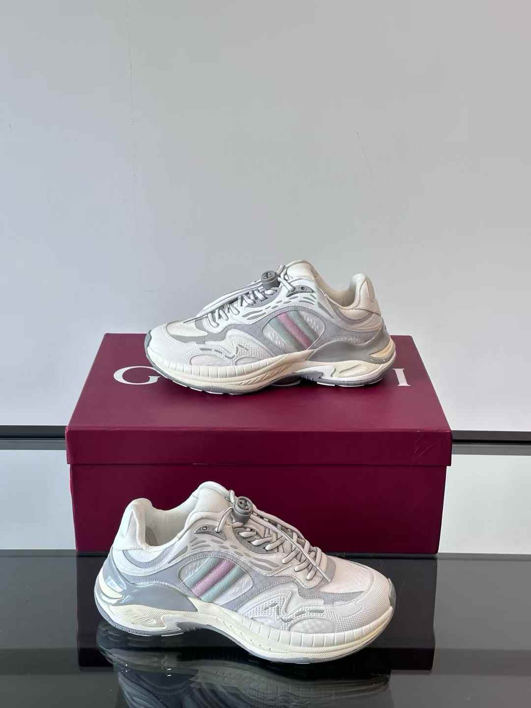 Gucci Sneakers