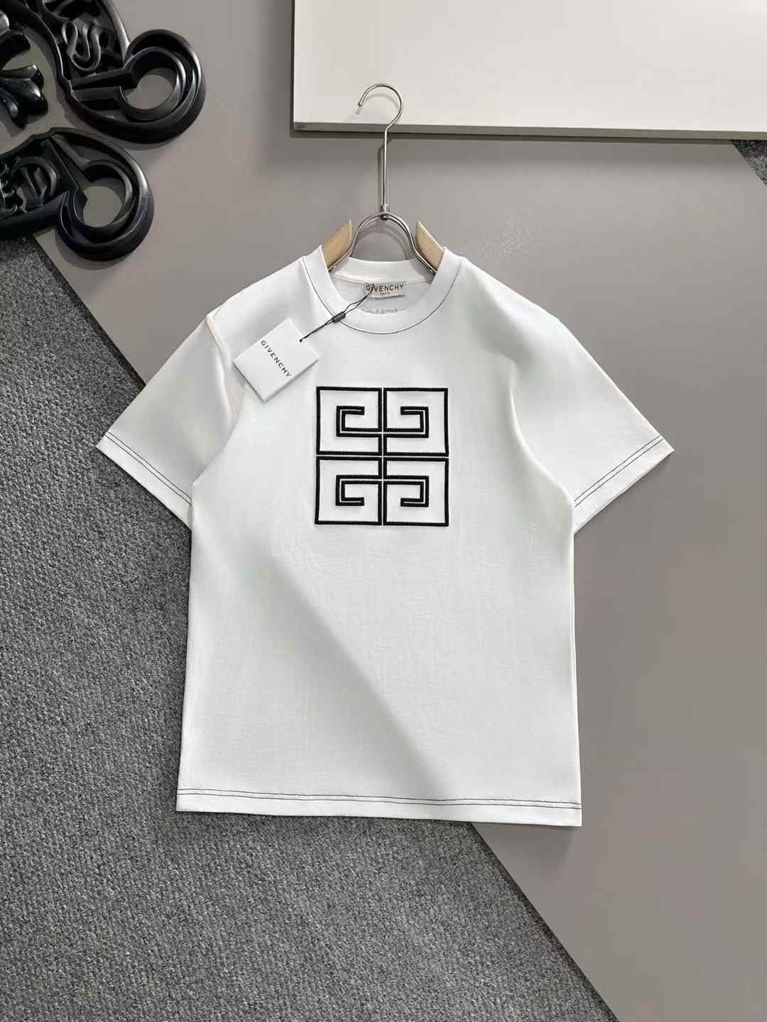 Givenchy T-Shirt White
