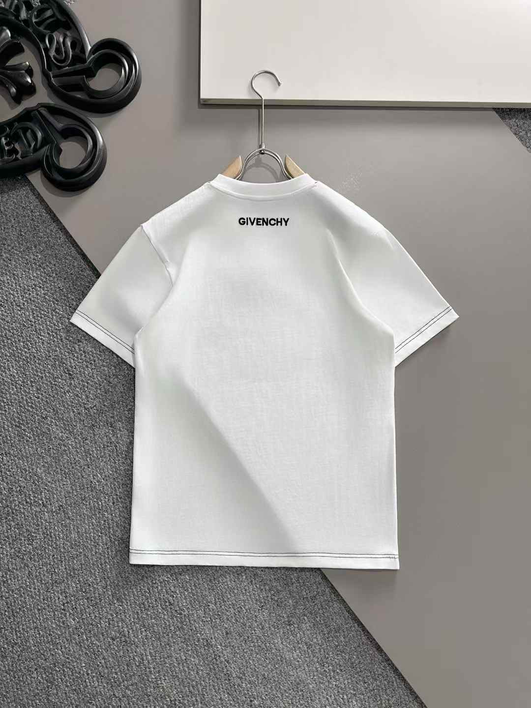Givenchy T-Shirt White