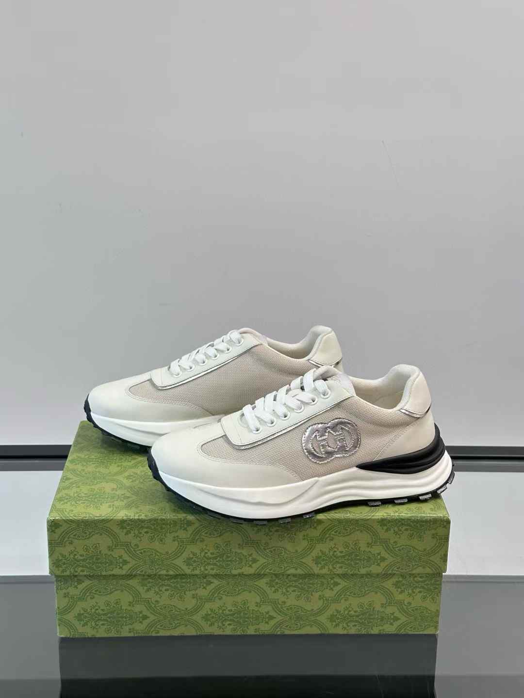 Gucci Sneakers