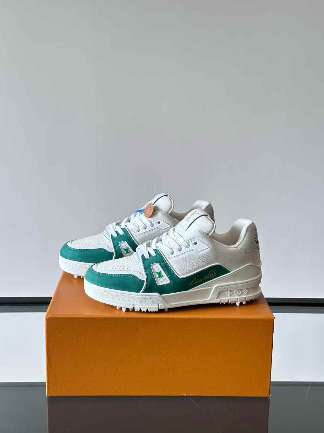 LV Sneakers Green