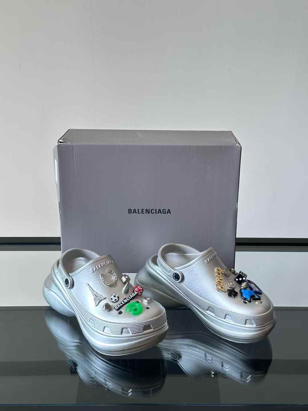 Balenciaga Sneakers Grey