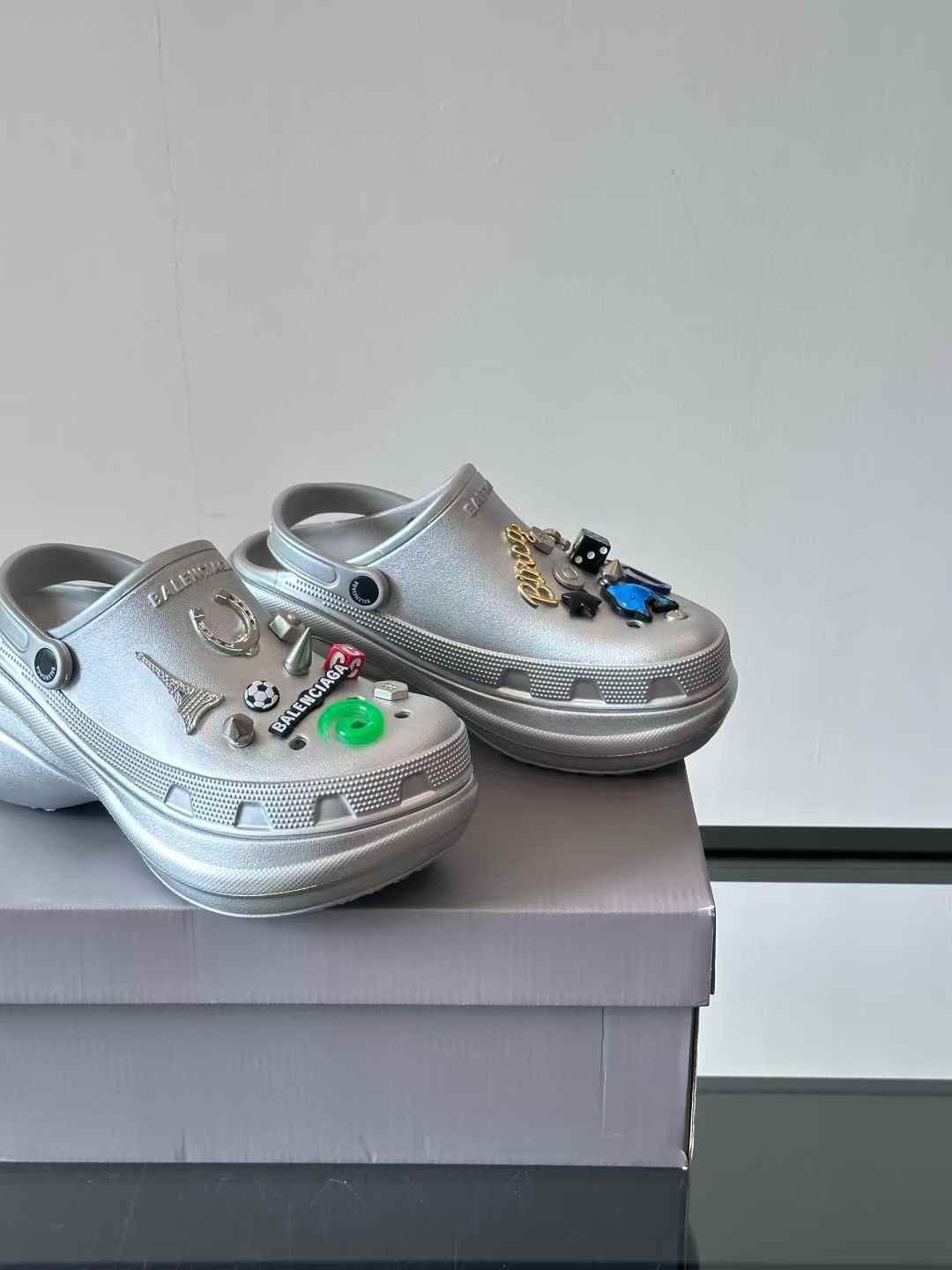 Balenciaga Sneakers Grey