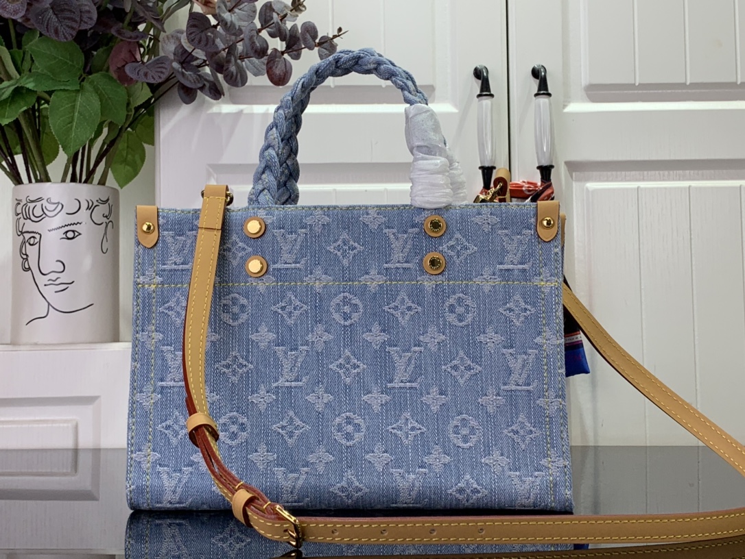 LV LET GO PM Monogram Handbag