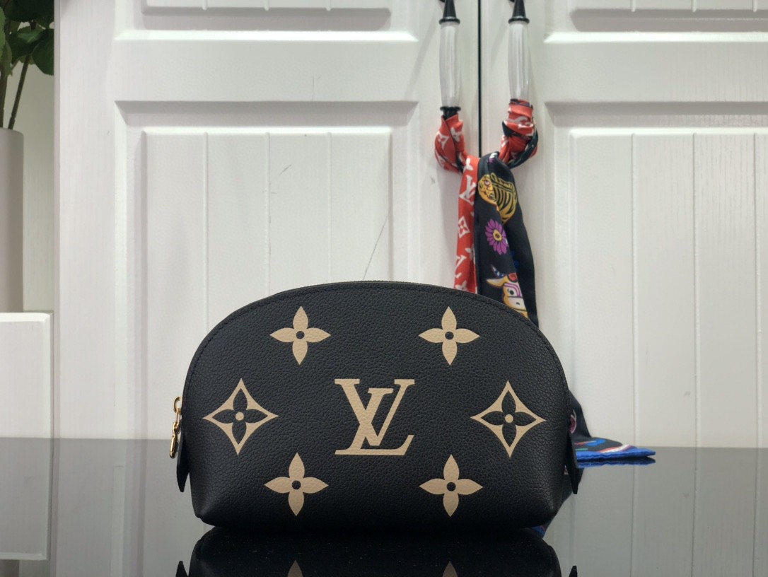LV POCHETTE M59086 Cosmetic Pouch PM