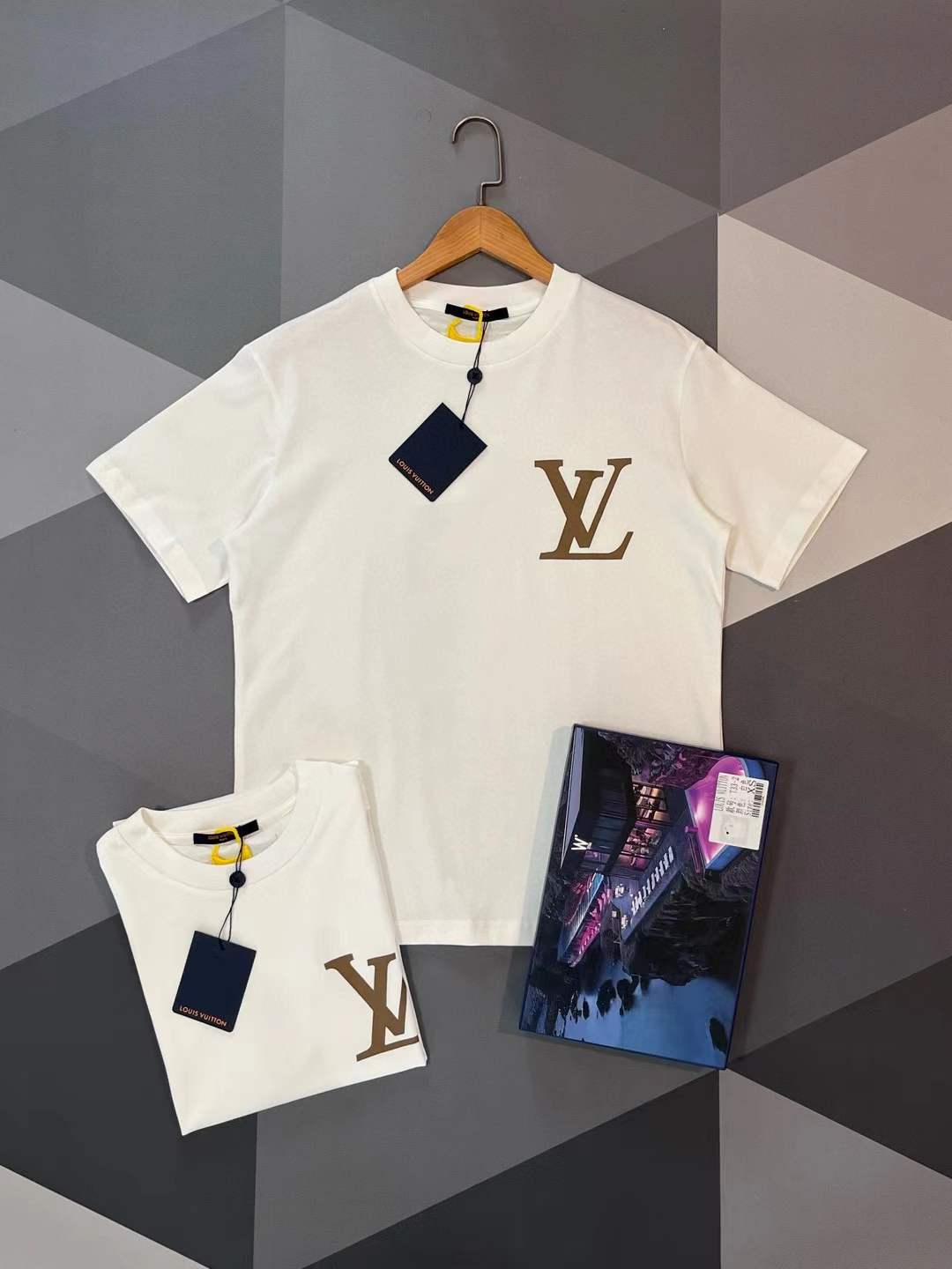 LV T-Shirt White