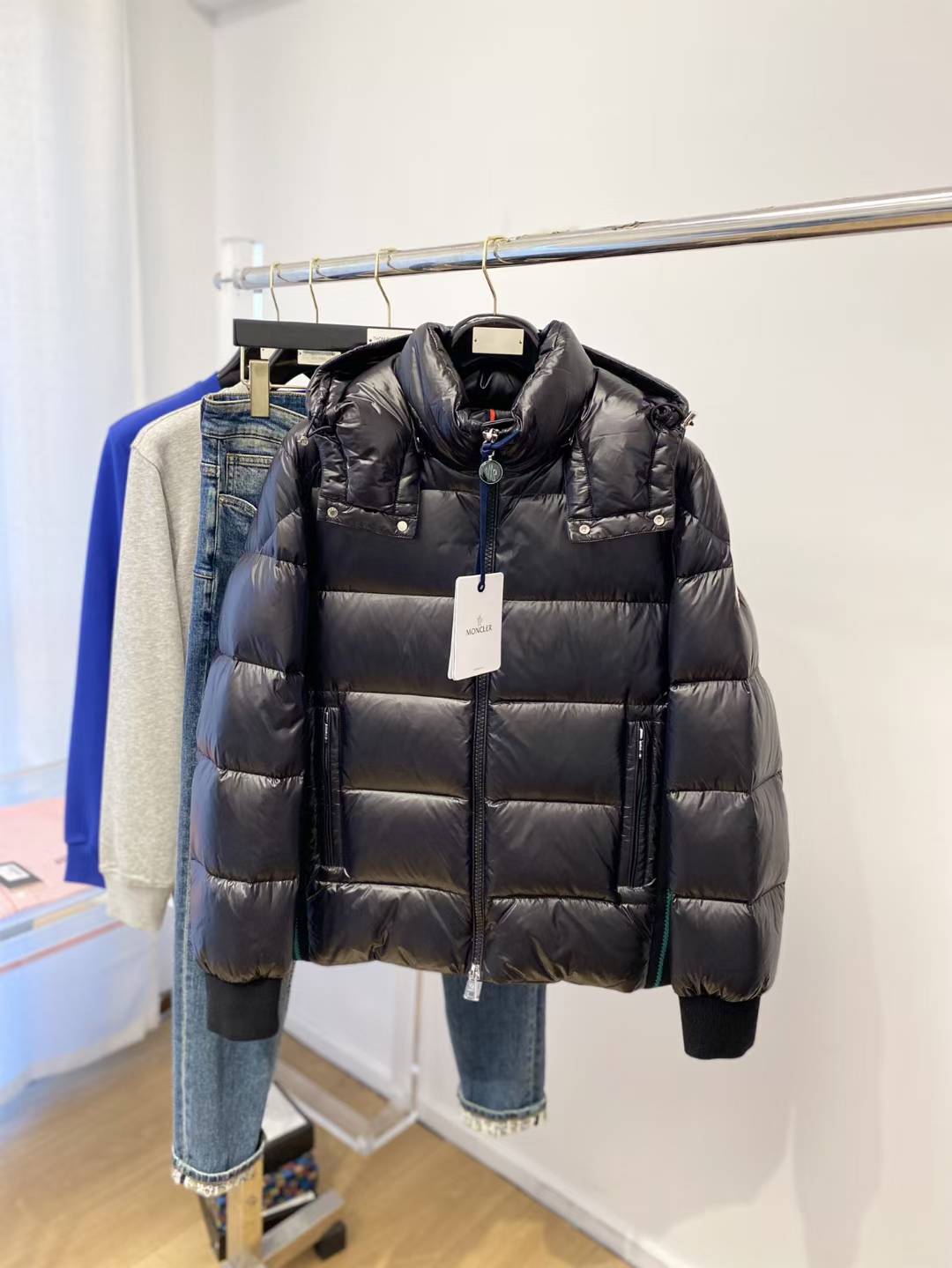 Moncler Maya short down jacket Black
