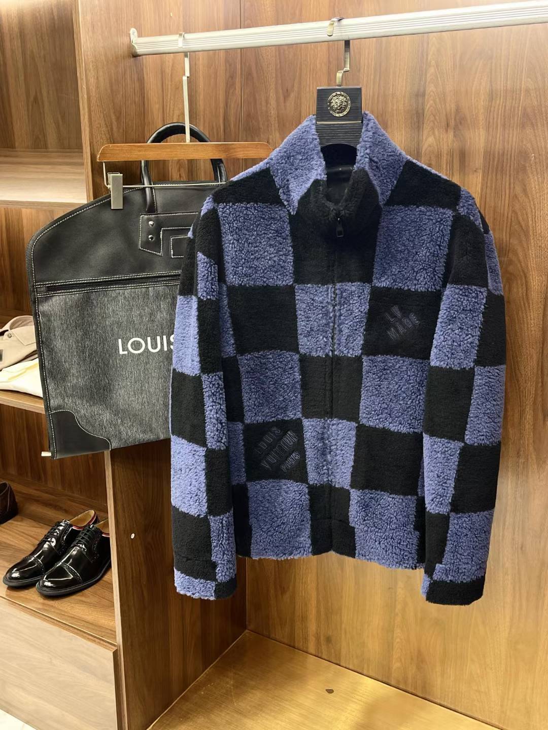 LV Shirt