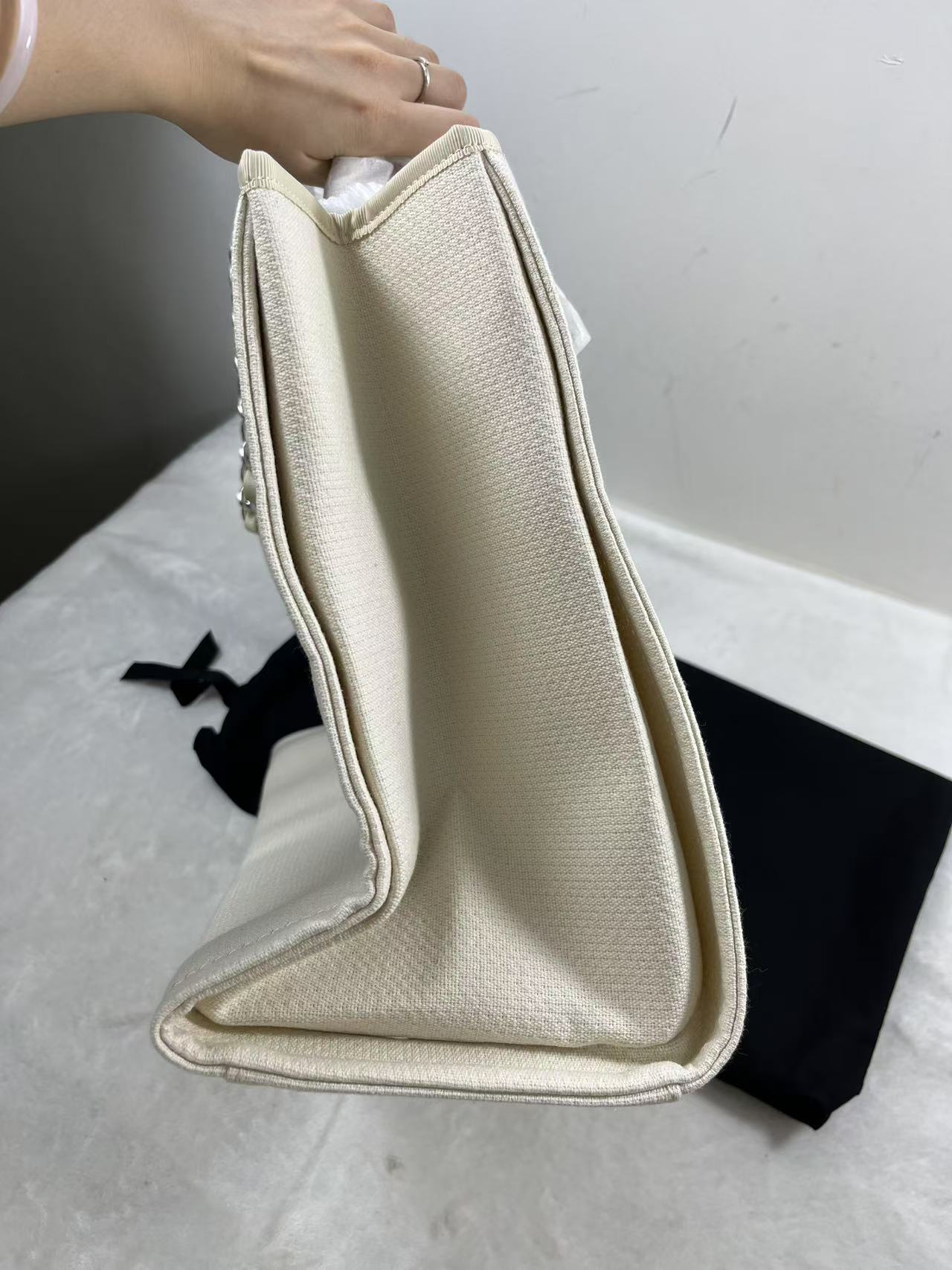 product-thumbnail