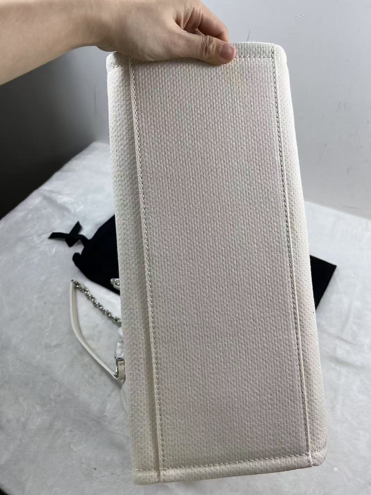 product-thumbnail