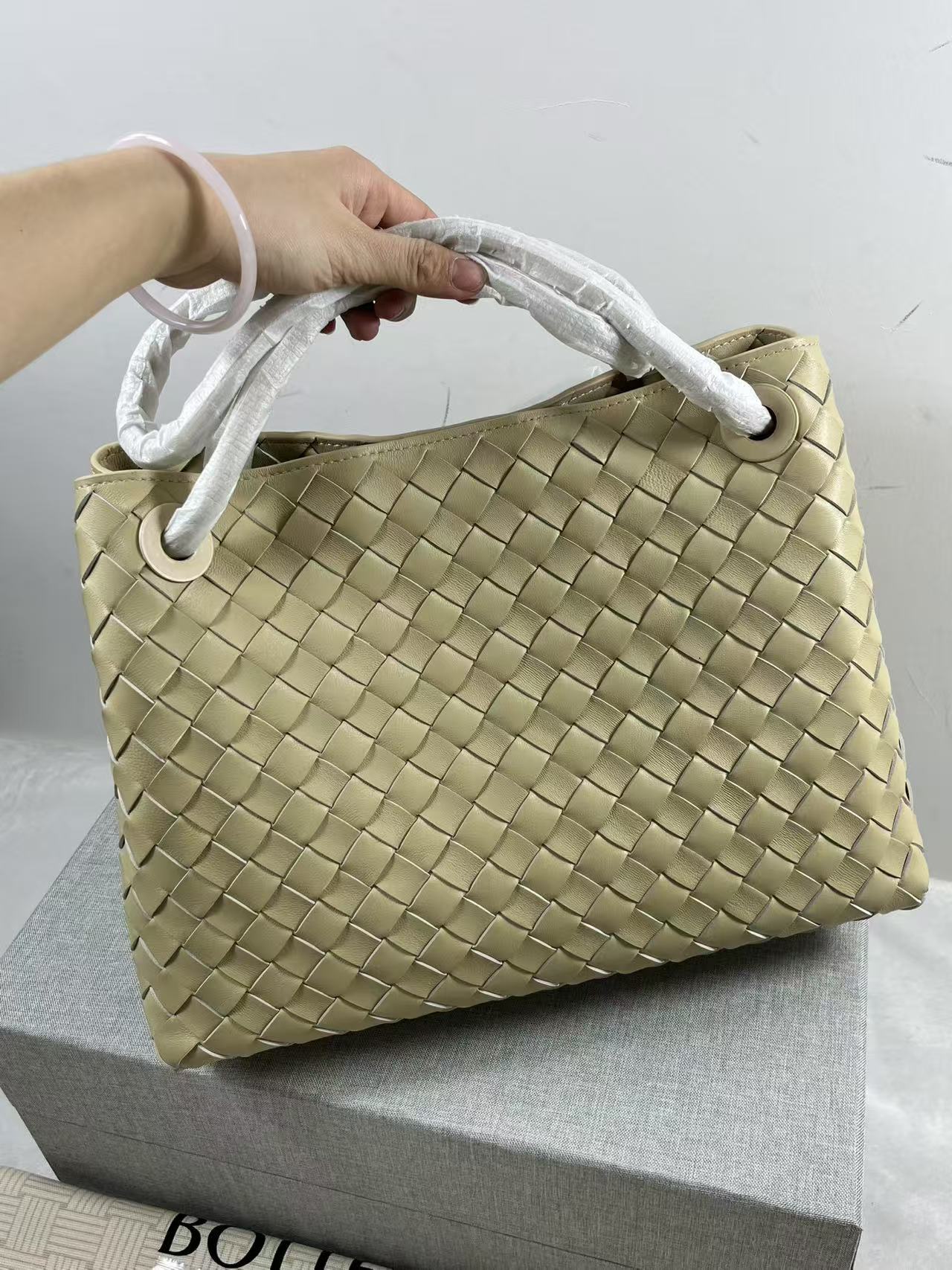product-thumbnail