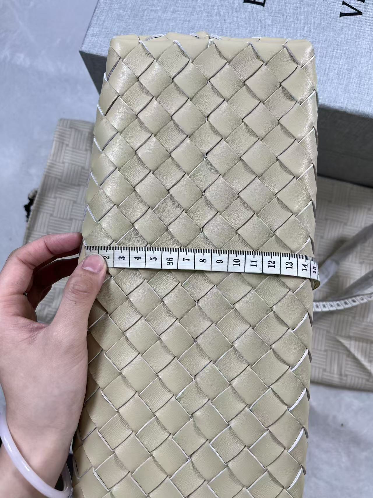 product-thumbnail