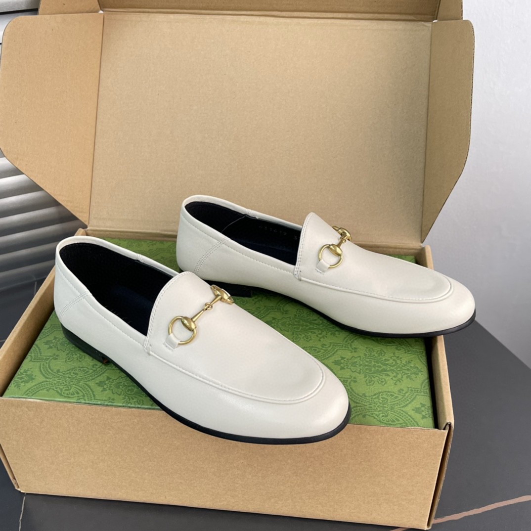 Gucci White leather Gucci loafers