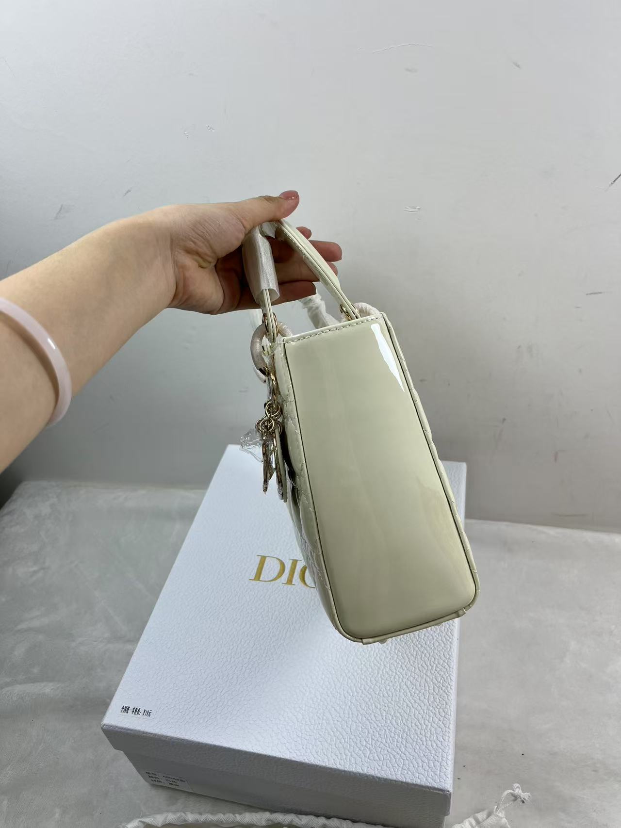 product-thumbnail