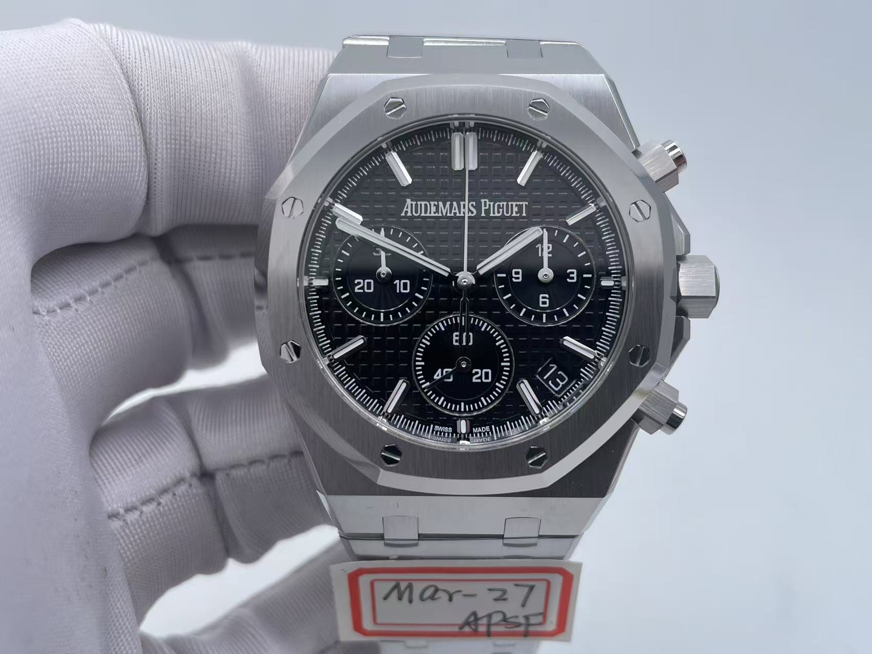 AP0905A - Royal Oak Chrono 26240 SS/SS Blk/Stk APSF SH4401 $888