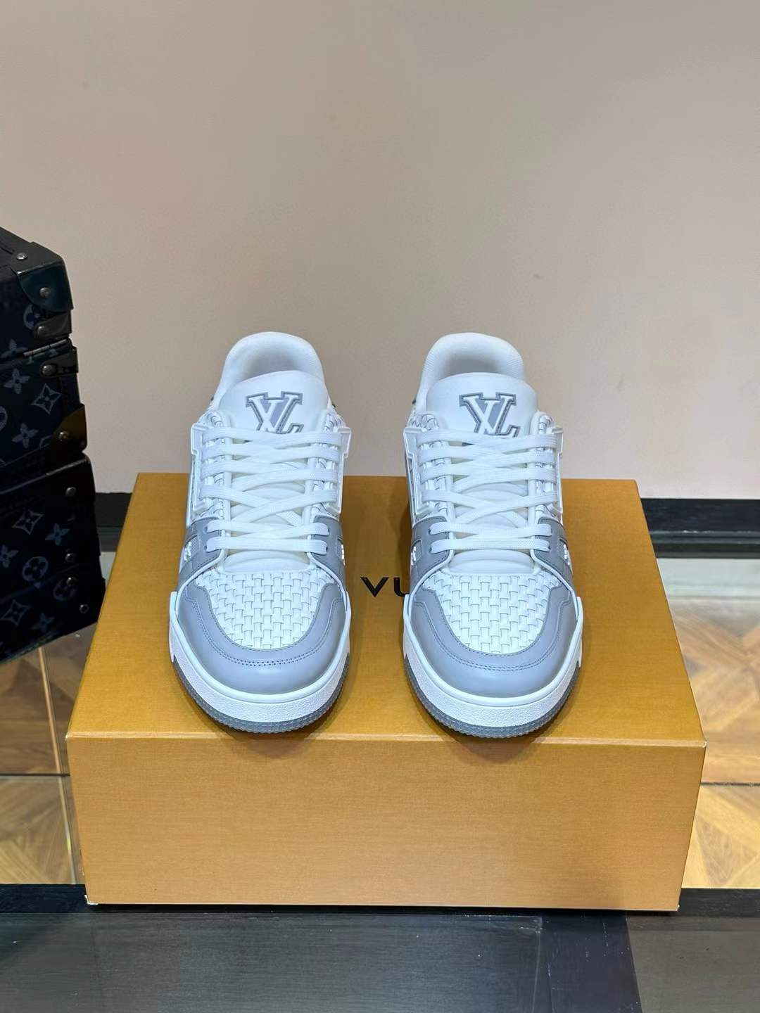 LV 1ACPPO Trainer Maxi Sneaker grey