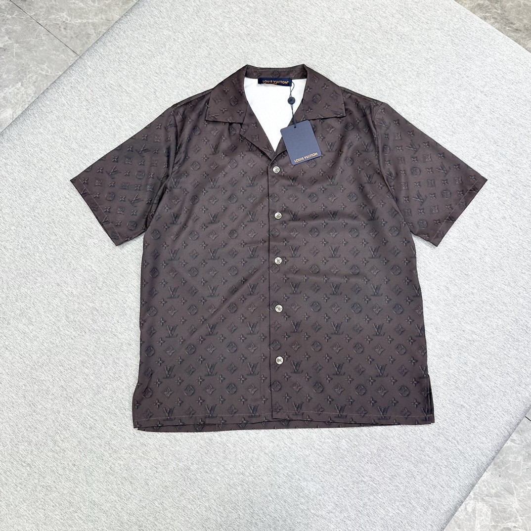 LV Men’s Large Button-Up