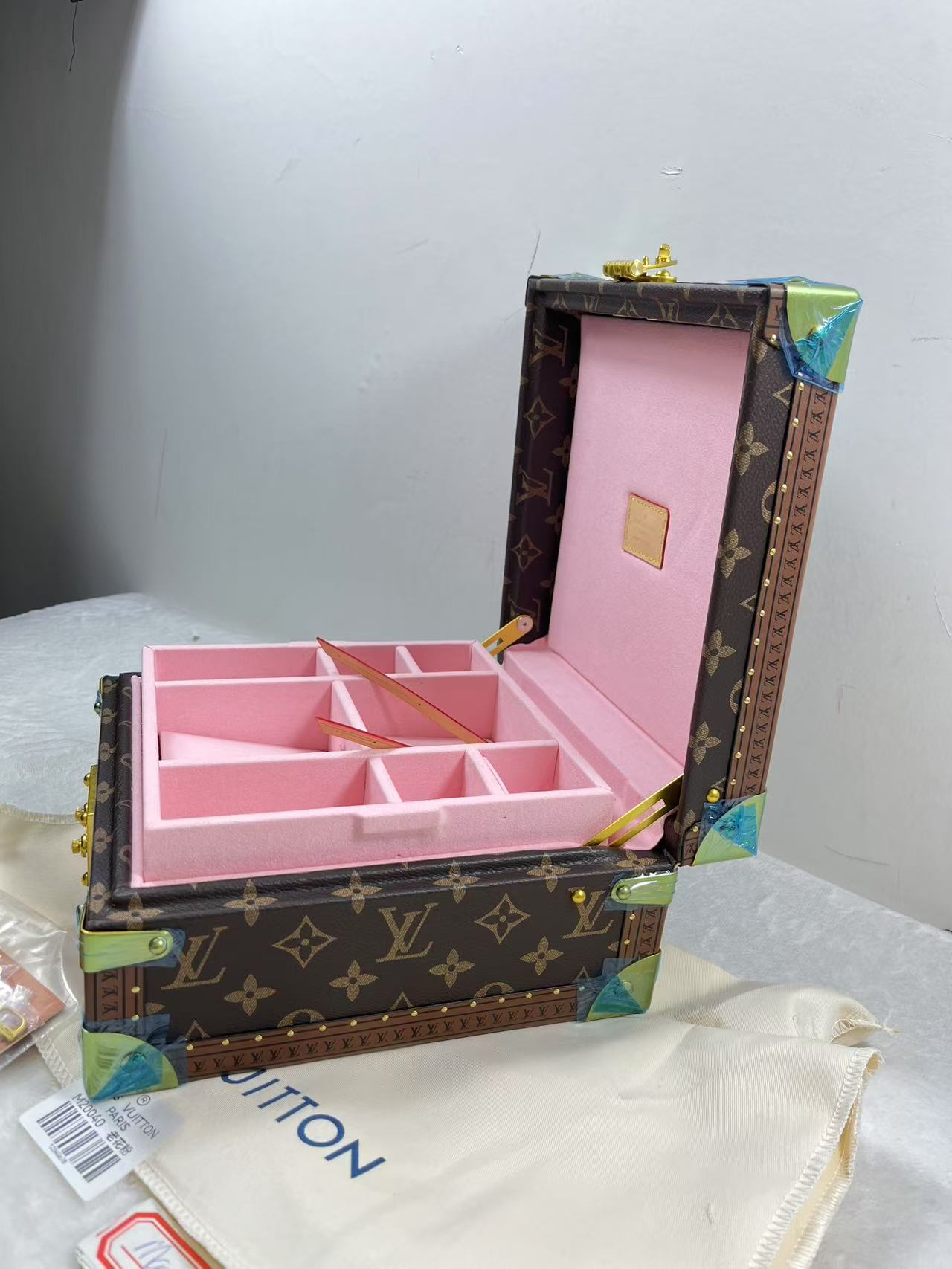 product-thumbnail
