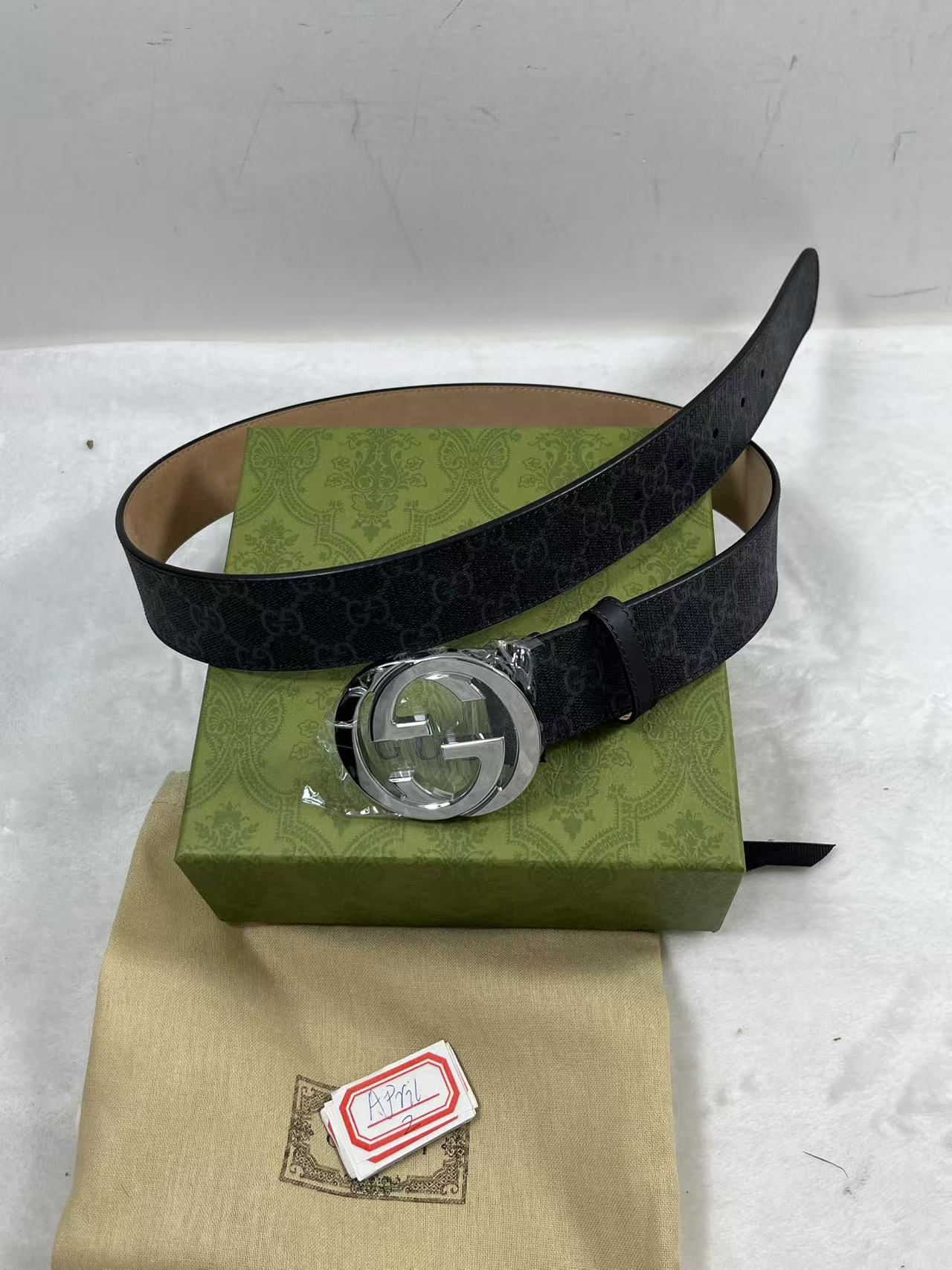ABQ GUCCI REVERSIBLE BELT WITH INTERLOCKING G BUCKLE