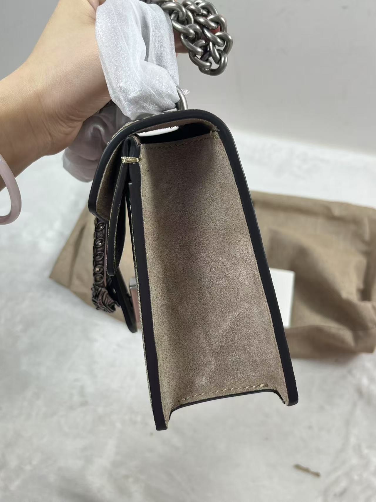 product-thumbnail